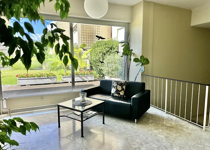 Διαμέρισμα Palme 004 By Fewotessin *